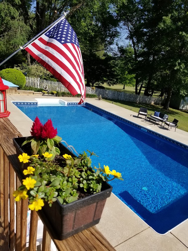 Creative Pools photo 2