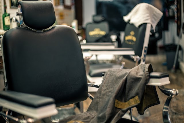 Etheridge Brothers Barbershop Downtown photo 4