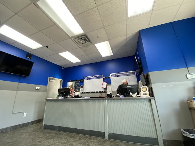 Express Oil Change & Tire Engineers photo 4