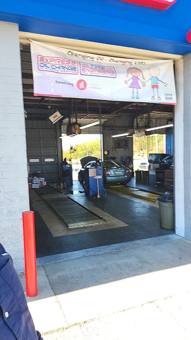 Express Oil Change & Tire Engineers photo 2