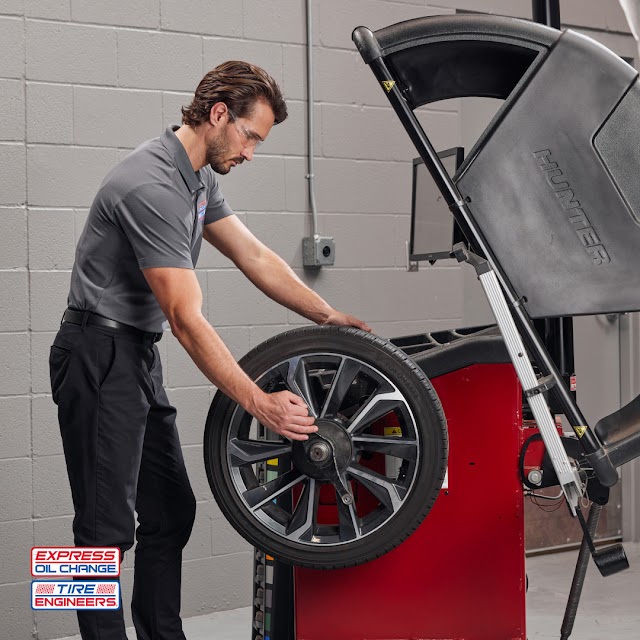 Express Oil Change & Tire Engineers photo 3