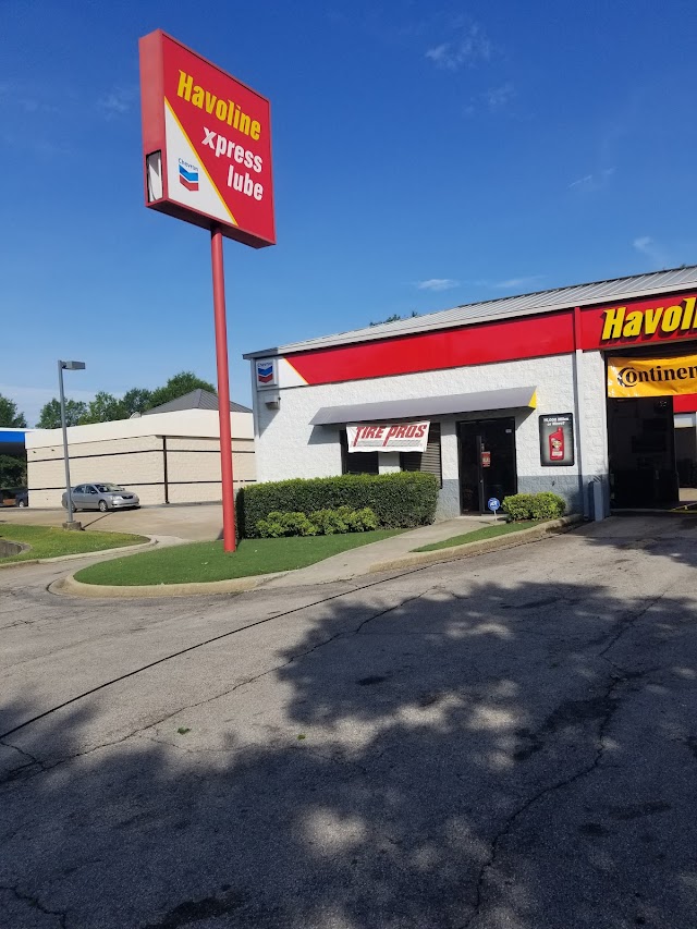 Express Oil Change & Tire Engineers photo 2