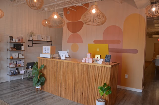 Flawliss Skin and Wellness photo 1