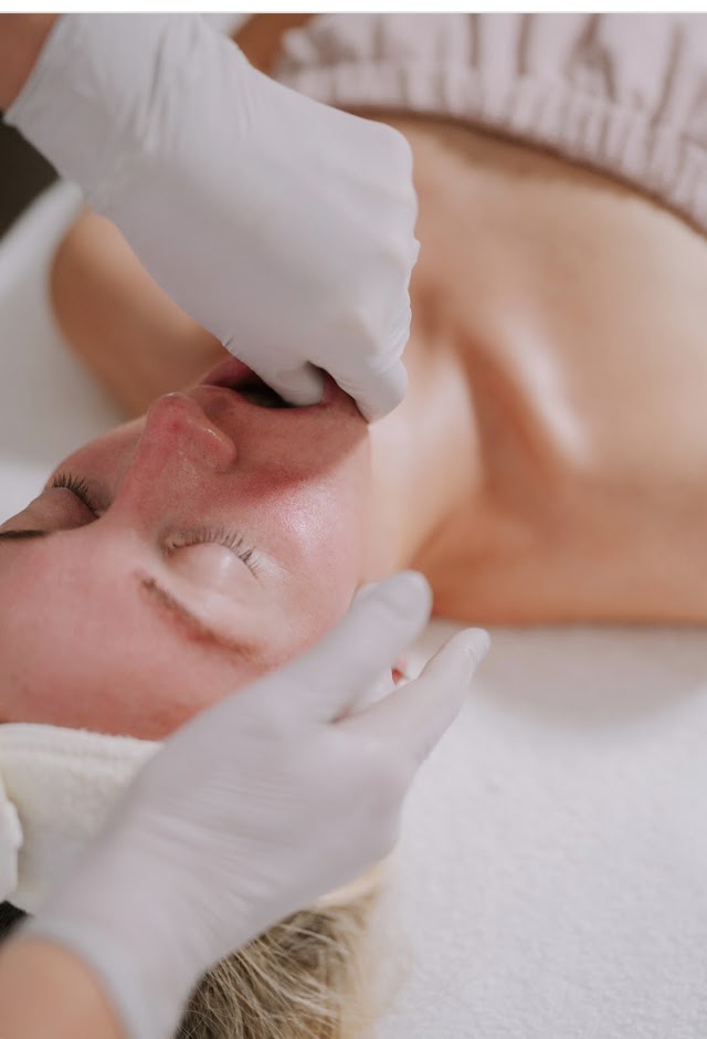 MYRAINBERRY - Holistic Spa