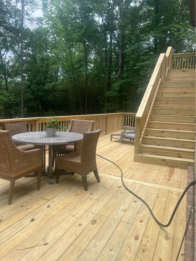 Platinum Fence Deck and Exteriors photo 2