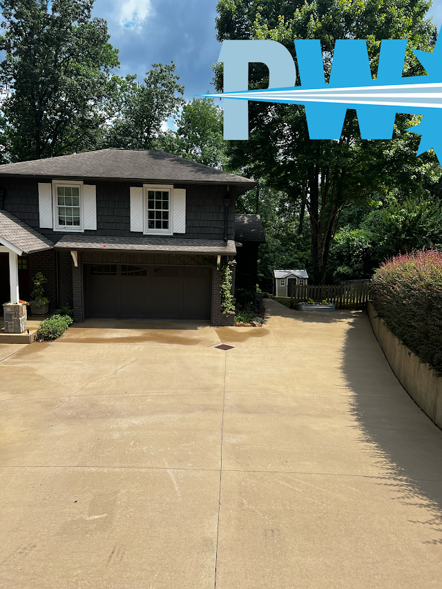 PrettyWash Pressure Washing & Softwashing photo 4