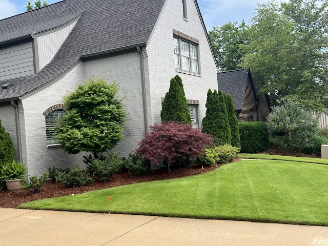 Pulling Strings Lawn & Landscape,LLC photo 1