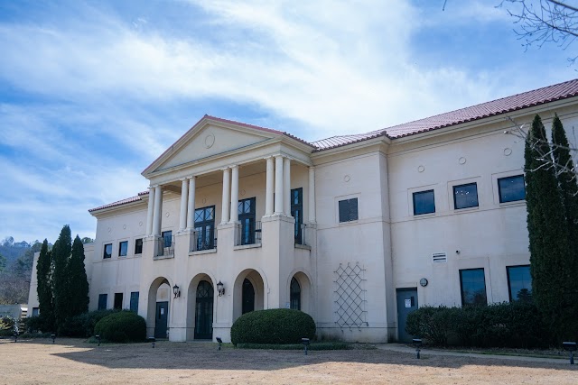 Schaffer Plastic Surgery: Dr. Christopher J. Schaffer photo 3