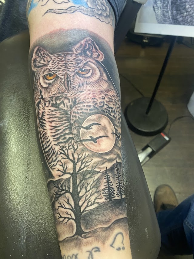 Stay Gold Tattoo Studio photo 1