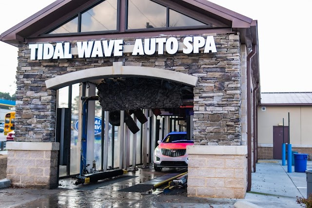 Tidal Wave Auto Spa | Car Wash photo 4